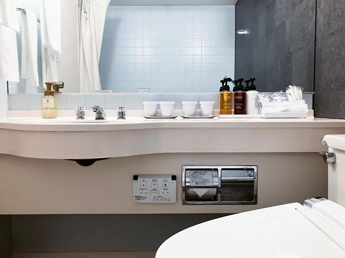 Hotel Livemax Budget Kobe (Adults Only)