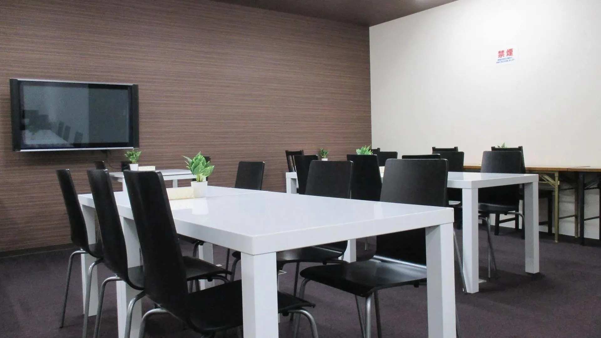 Hotel Livemax Budget Kobe (Adults Only) 2*,